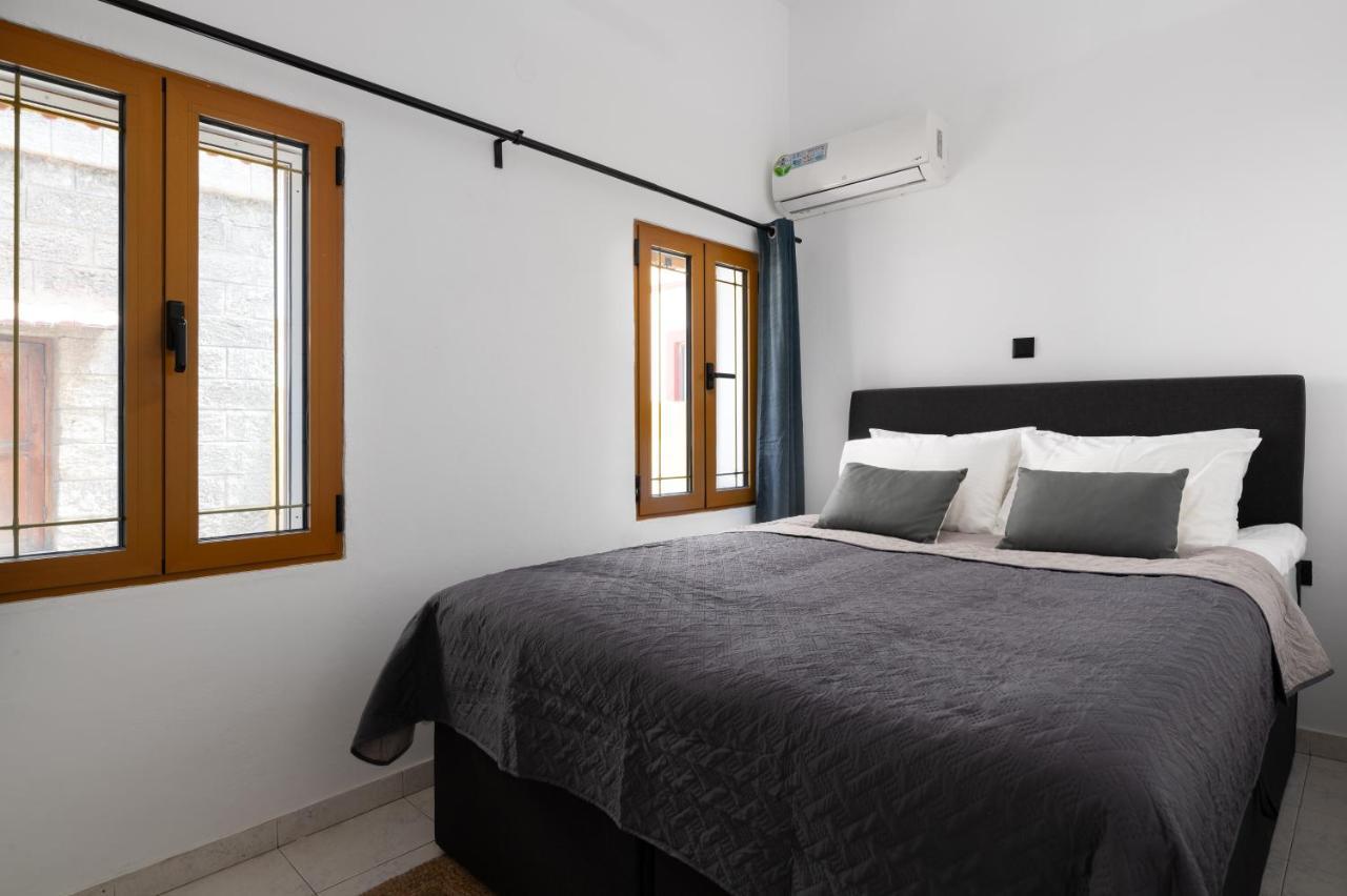 Ferienhaus A Unique 3-4 Bedrooms House In Old Town Rhodes City